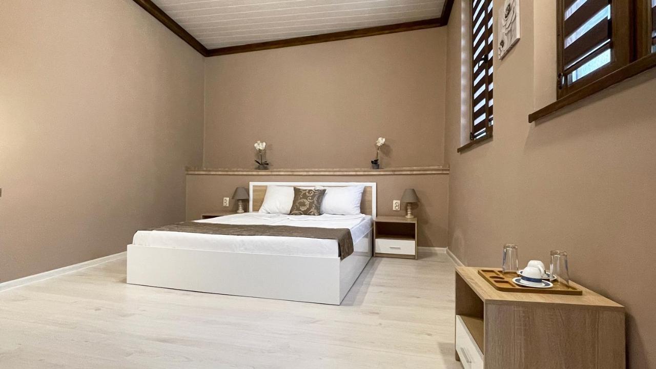 Апартхотел Конниците Aparthotel Veliko Tarnovo Buitenkant foto